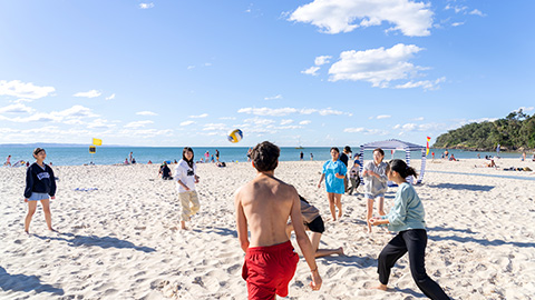 Lexisヌーサ写真